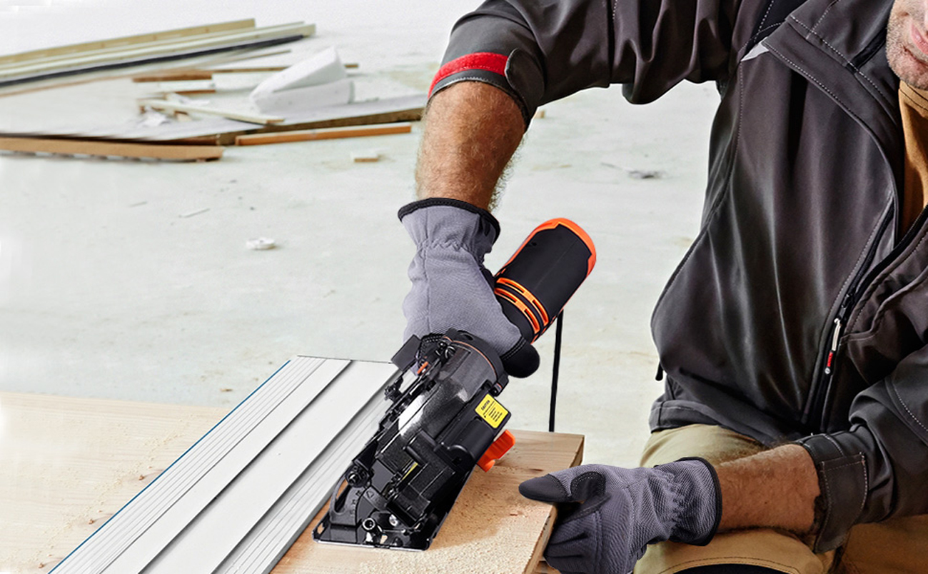 TACKLIFE Circular Saw With Metal Handle